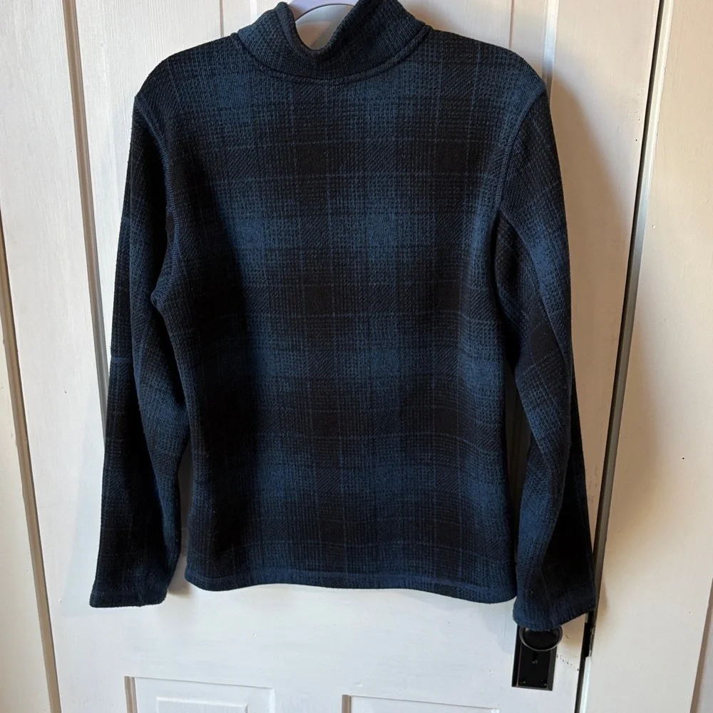 The North Face Men's Black‎ and Blue Plaid Zip-Up Sweater